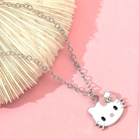 Necklace Hello Kitty Sanrio Enamel Face Pendant Silver Tone Goth Emo Scene Cute - Picture 2 of 3